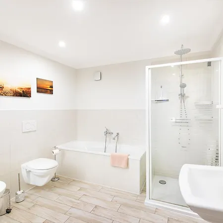 Schloss Gross Luesewitz