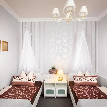 Schloss Gross Luesewitz Apartament *